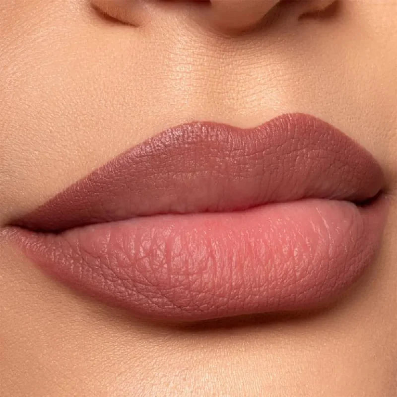Lip Combo Nude Aveludado Perfeito com Batom Glass BG03 Ruby Rose + Lápis Castanho Claro Vult