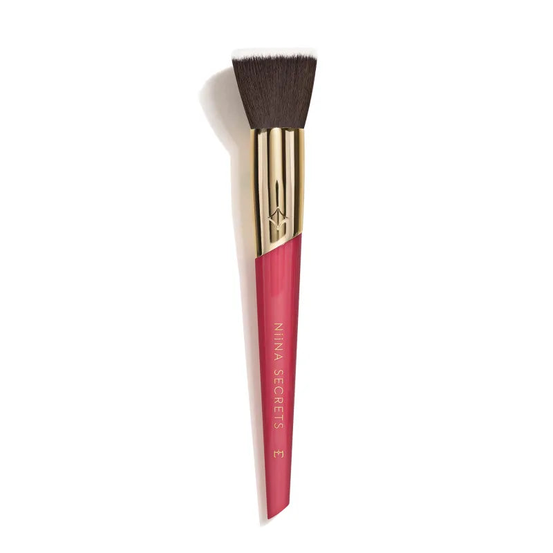 Pincel Kabuki de Base Eudora by Niina Secrets