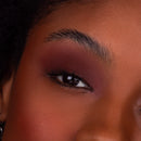 Sombra Líquida Velvet Multifuncional 3 em 1 cor Brown Vizzela Fix